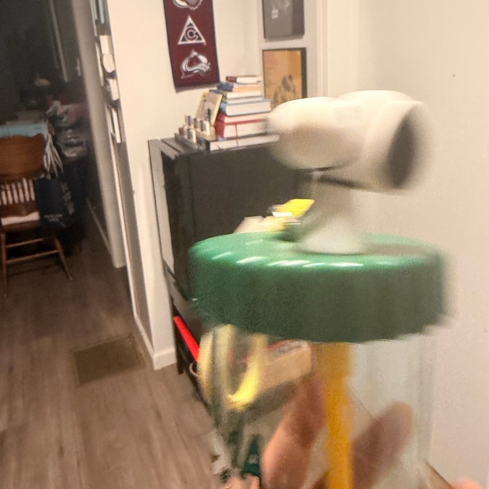 Snoopy Green and Yellow Tumbler - Picture 5 of 7